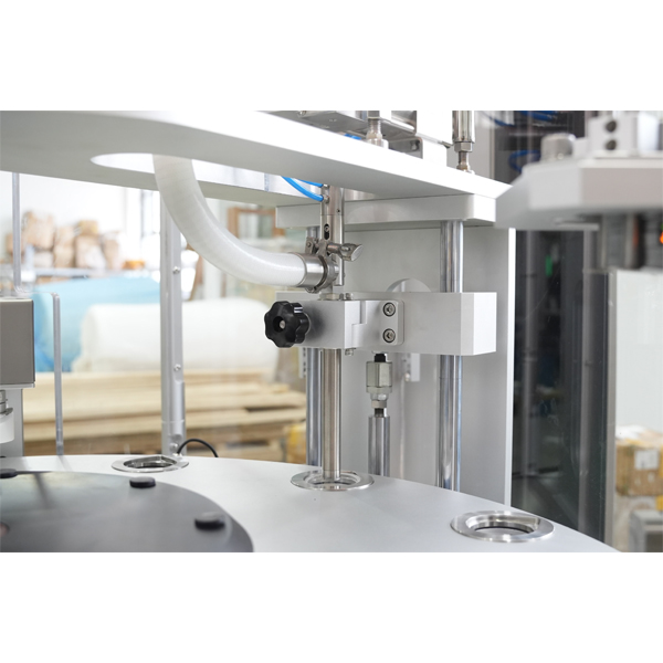 Paste filling and sealing machine RPC 80P