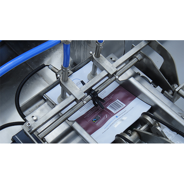 Rotary pre-made bag powder packaging machine RP8-200F