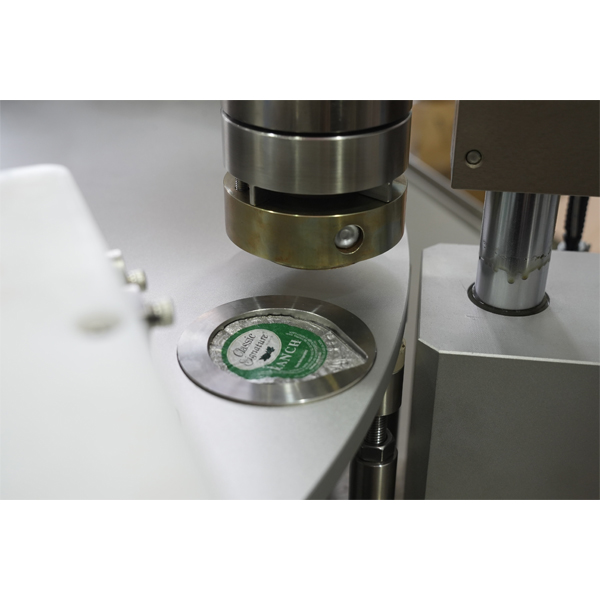 Paste filling and sealing machine RPC 80P